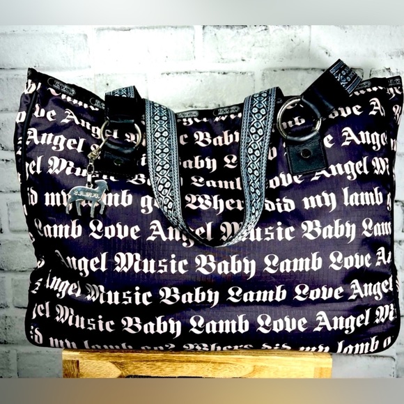 Meet your Posher, Sara - Picture 8 of 14